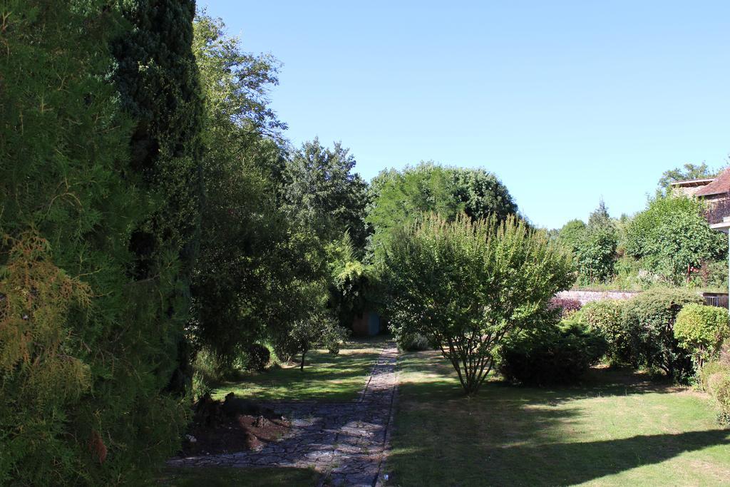 Bergerie Du Chateau - Lacapelle Marival Exterior photo